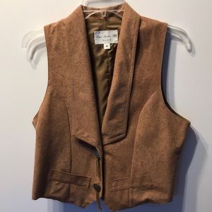 Liza Lynn Ltd brown vest M